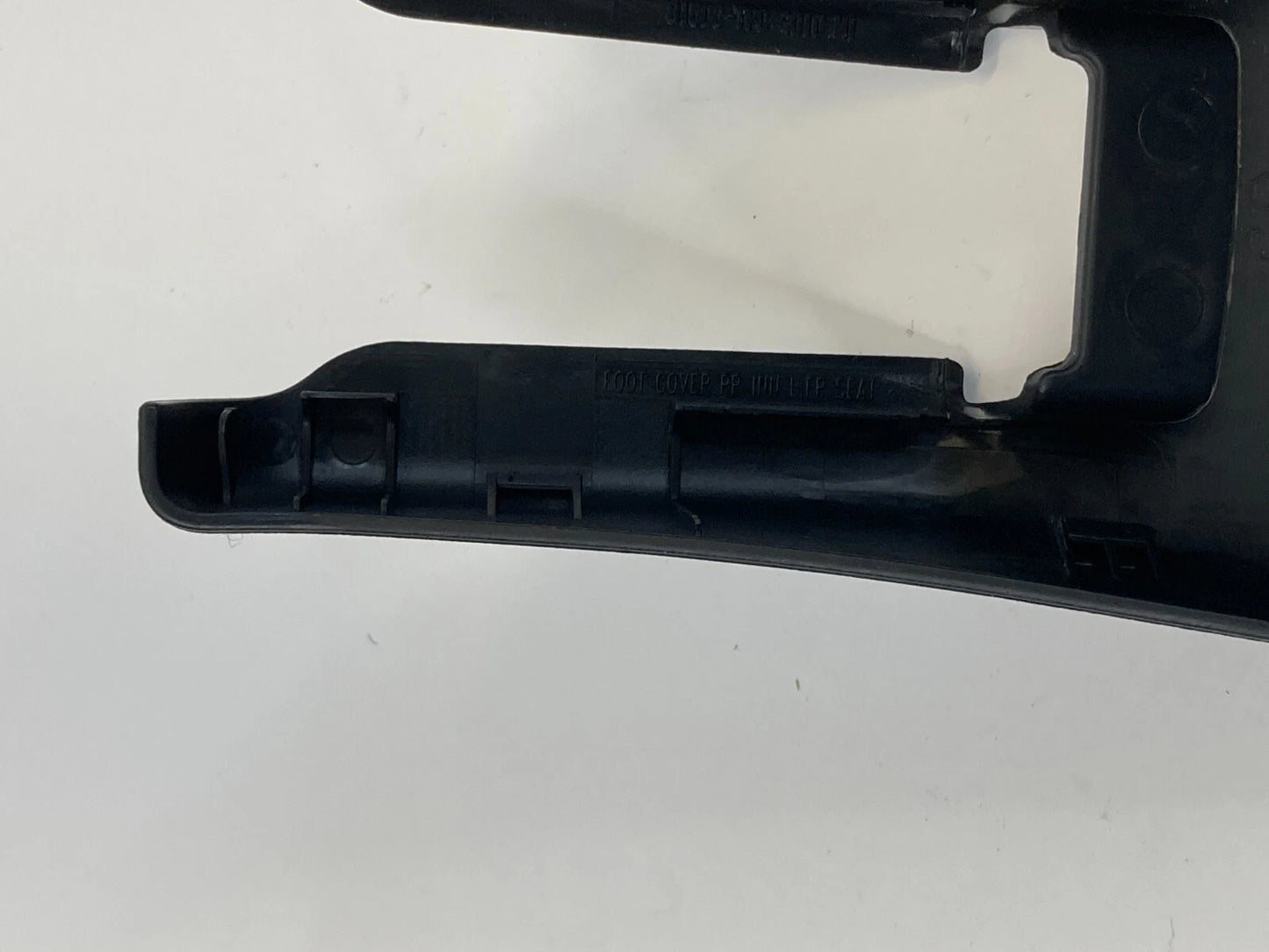 2009-2013 HONDA FIT FRONT SEAT REAR RIGHT INNER TRACK COVER TRIM ASSEMBLY OEM
