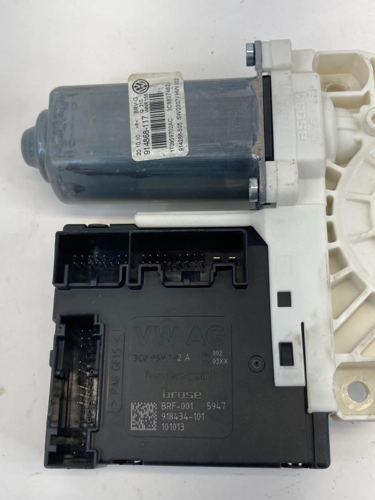 2009-2012 VOLKSWAGEN CC FRONT RIGHT SIDE DOOR POWER WINDOW MOTOR 3C8-837-462-J