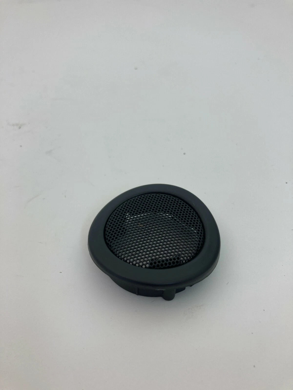 99-03 TOYOTA SOLARA RIGHT TWEETER SPEAKER COVER GRILLE BEZEL TRIM 67651-06040