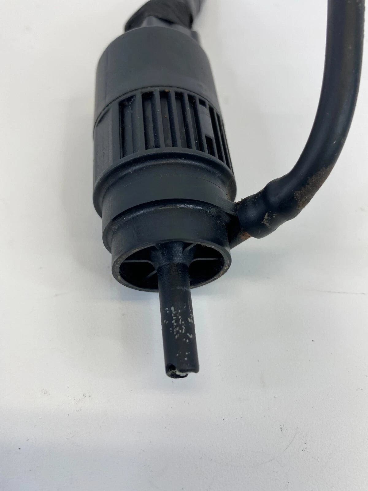 2012-2015 CHEVROLET CAPTIVA SPORT WINDSHIELD WASHER FLUID PUMP MOTOR OEM