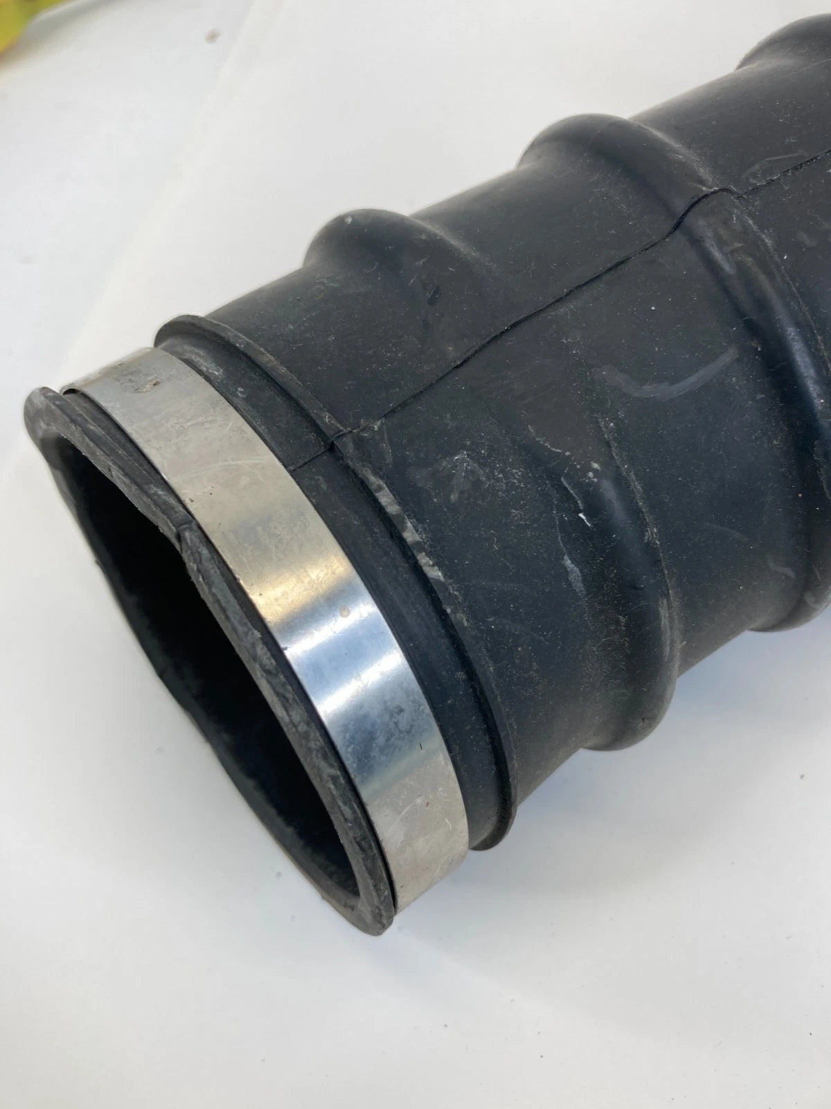 07-10 LEXUS GS350 06-15 IS350 AIR CLEANER HOSE INTAKE TUBE RESONATOR 17880-31040