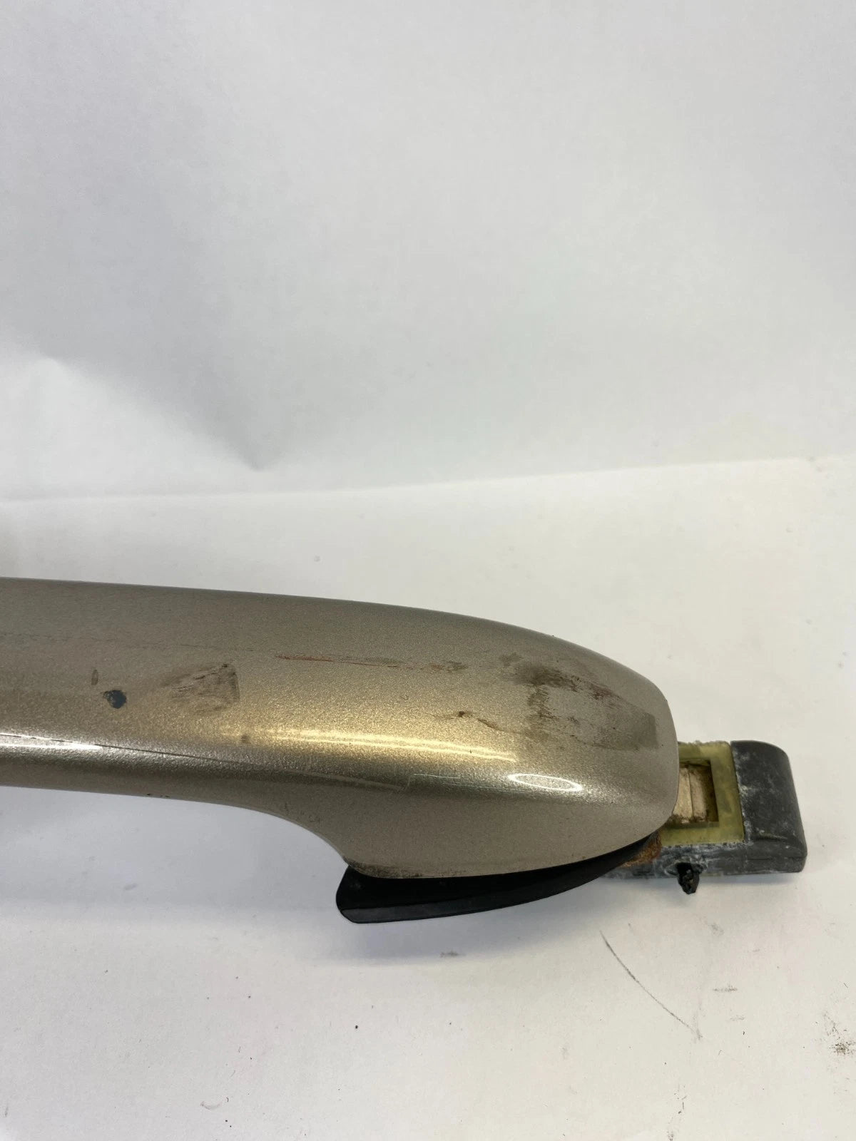 2006-2008 HONDA PILOT FRONT RIGHT SIDE OUTER EXTERIOR DOOR HANDLE ASSY OEM