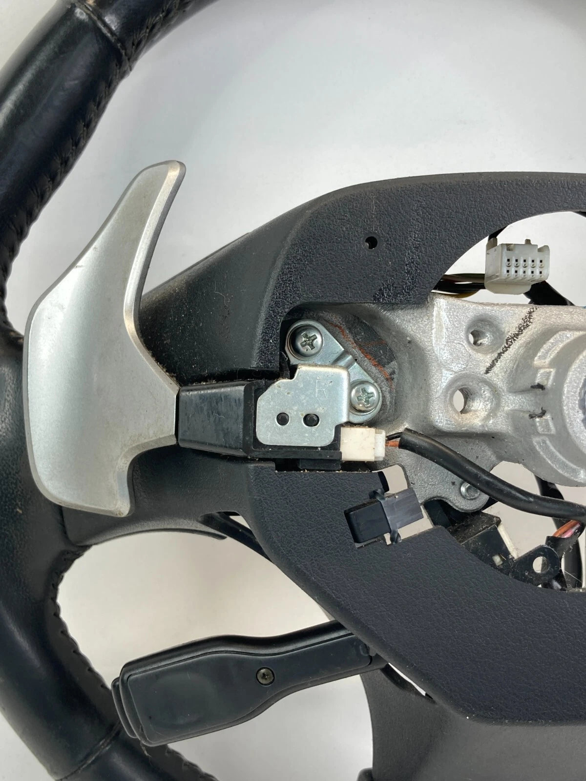 2006-2012 LEXUS IS250 IS350 STEERING WHEEL W CRUISE & AUDIO CONTROL SWITCHES OEM