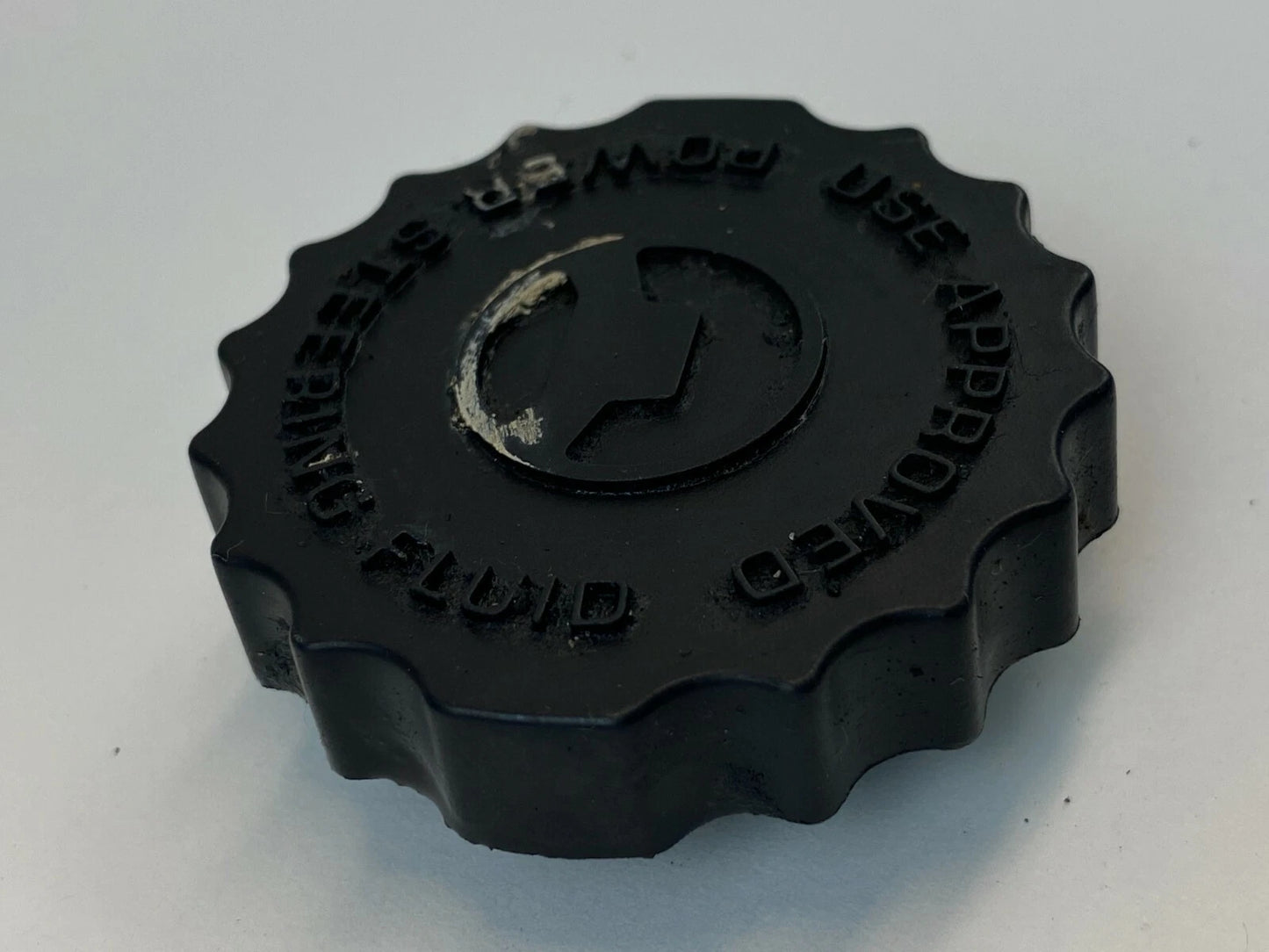 2007-2017 JEEP COMPASS POWER STEERING FLUID RESERVOIR TANK COVER CAP LID OEM
