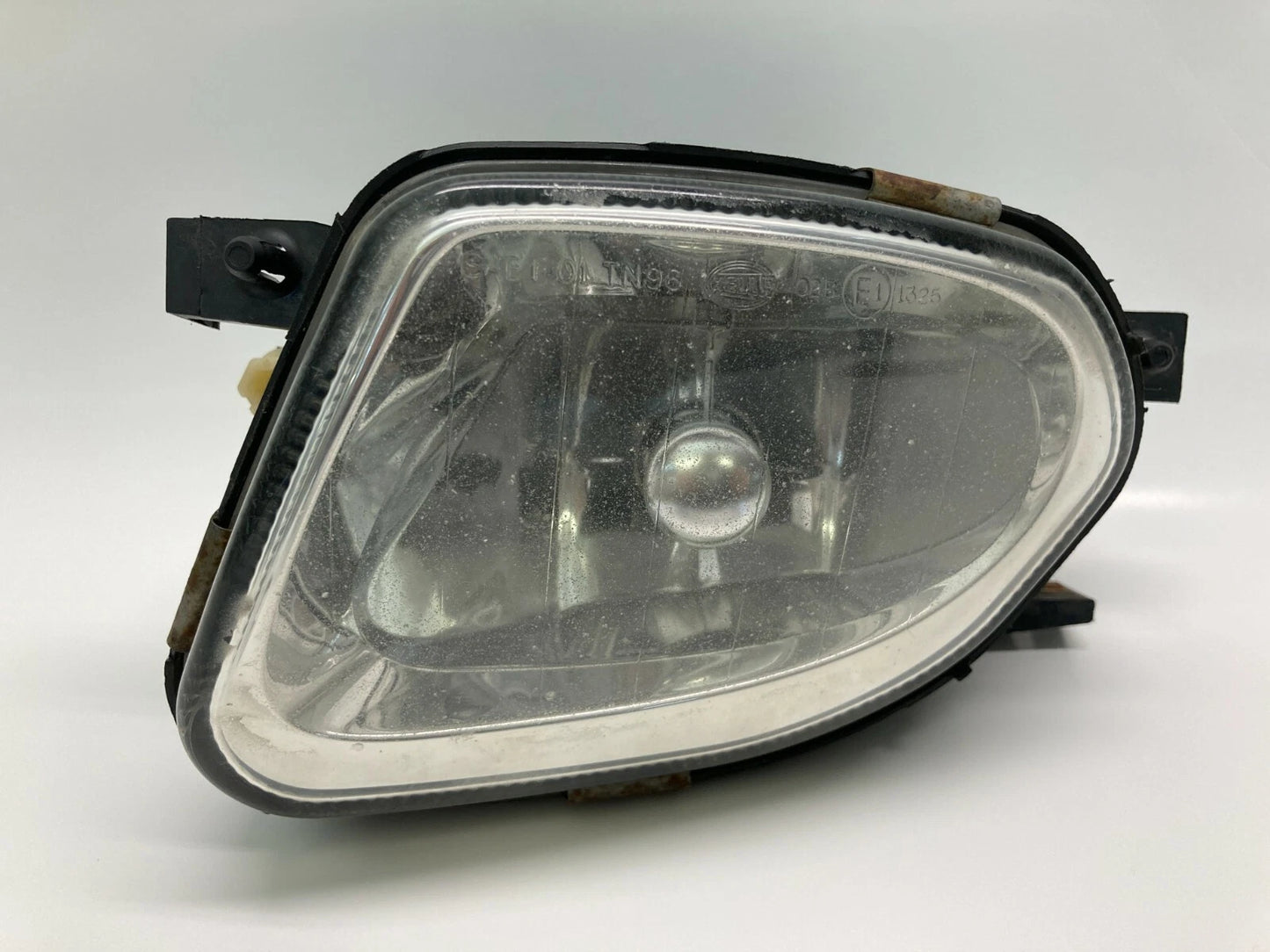 03 04 05 MERCEDES E320 LEFT DRIVER SIDE FOG LIGHT LAMP ASSEMBLY 2118200556 OEM