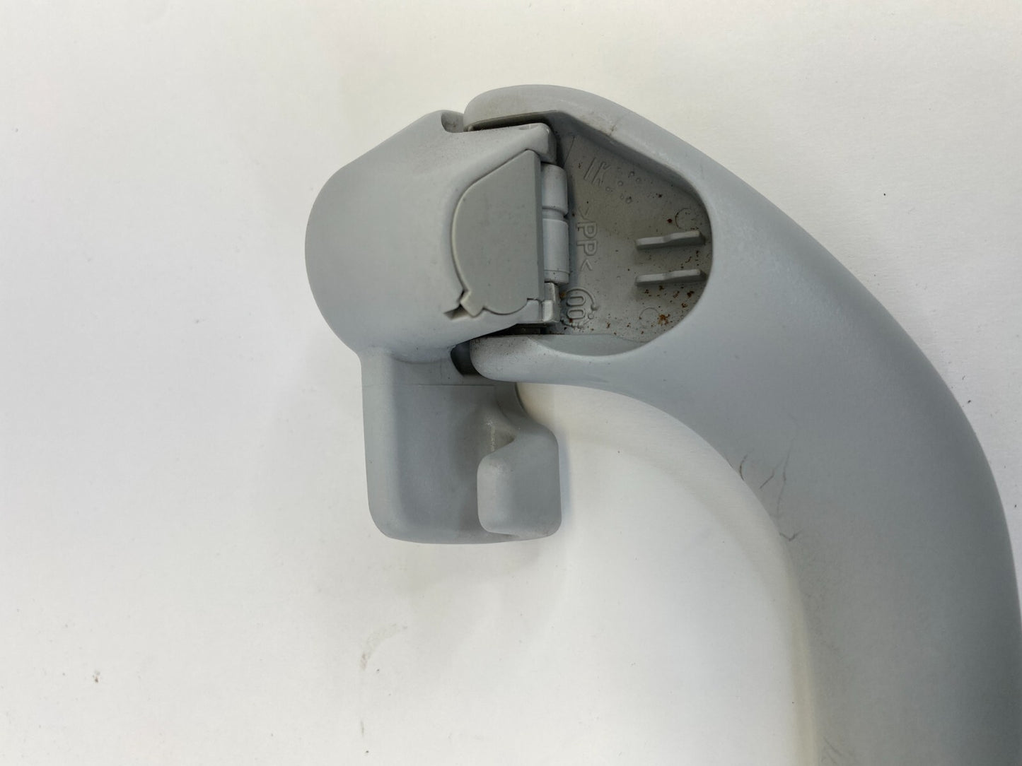 01 02 03 04 05 Volkswagen Jetta Rear Left Interior Roof Grab Grip Assist Handle