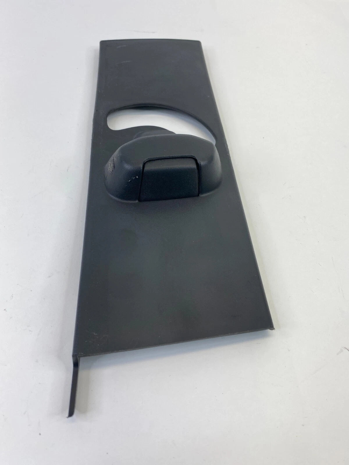 13-15 FORD POLICE INTERCEPTOR UTILITY CENTER PILLAR RIGHT SIDE UPPER TRIM COVER
