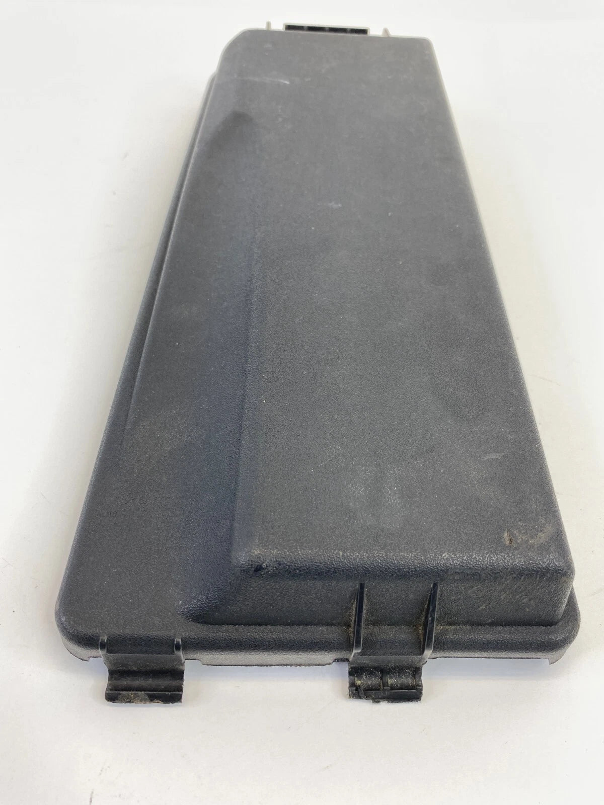 2003-2007 SAAB 9-3 93 SEDAN ENGINE FUSE RELAY JUNCTION BLOCK COVER CAP 24436039