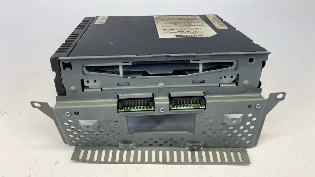 06-11 HONDA CIVIC SEDAN RADIO AM/FM STEREO RECEIVER CD PLAYER 39101-SNA-A010 OEM