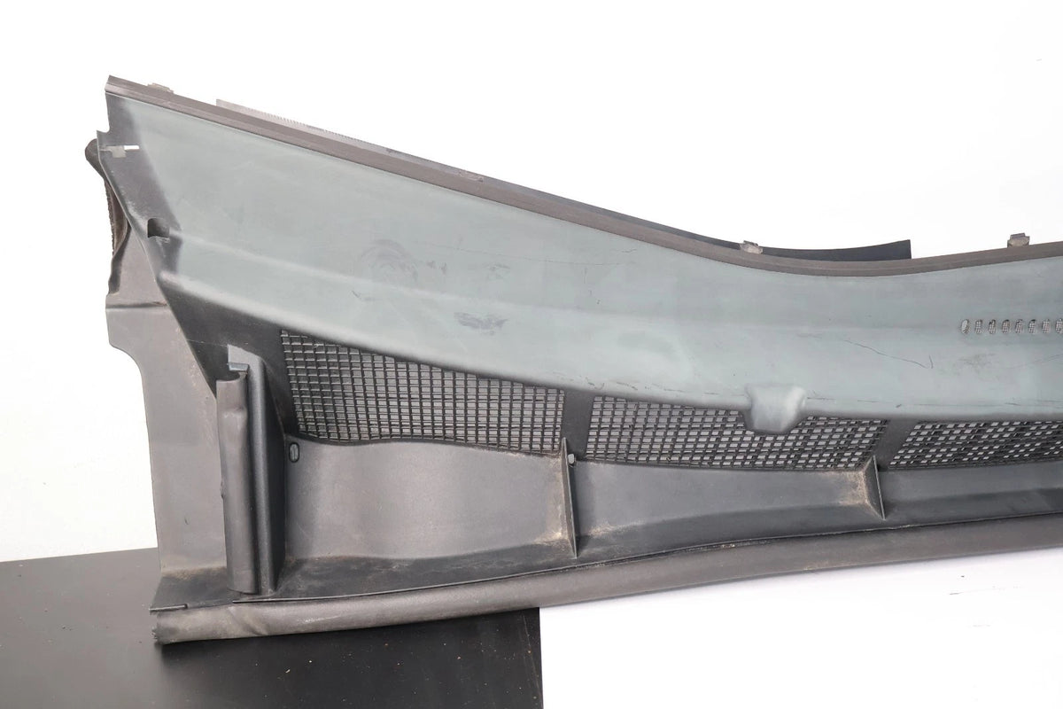 2011-2020 TOYOTA SIENNA WINDSHIELD WIPER COWL COVER PANEL GRILLE OEM