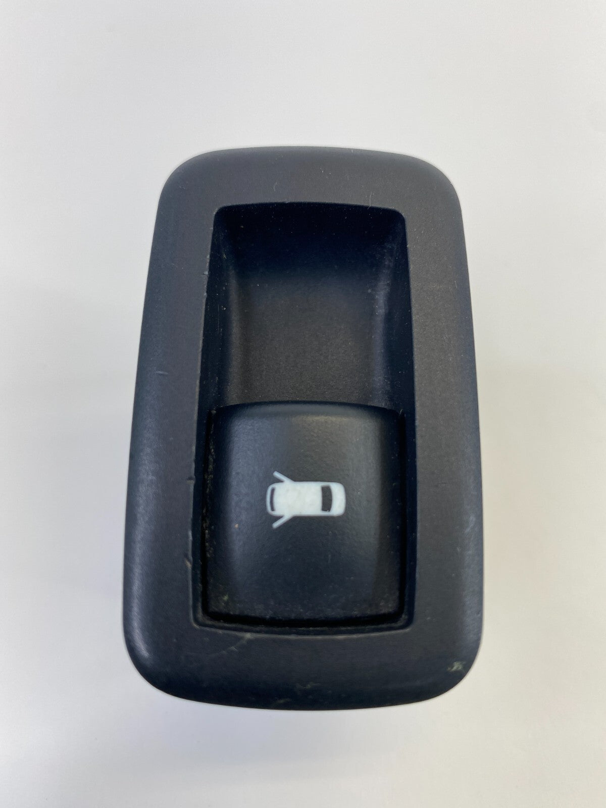 12-16 Chrysler Town & Country Rear Left Quarter Window Control Switch 68110874AB