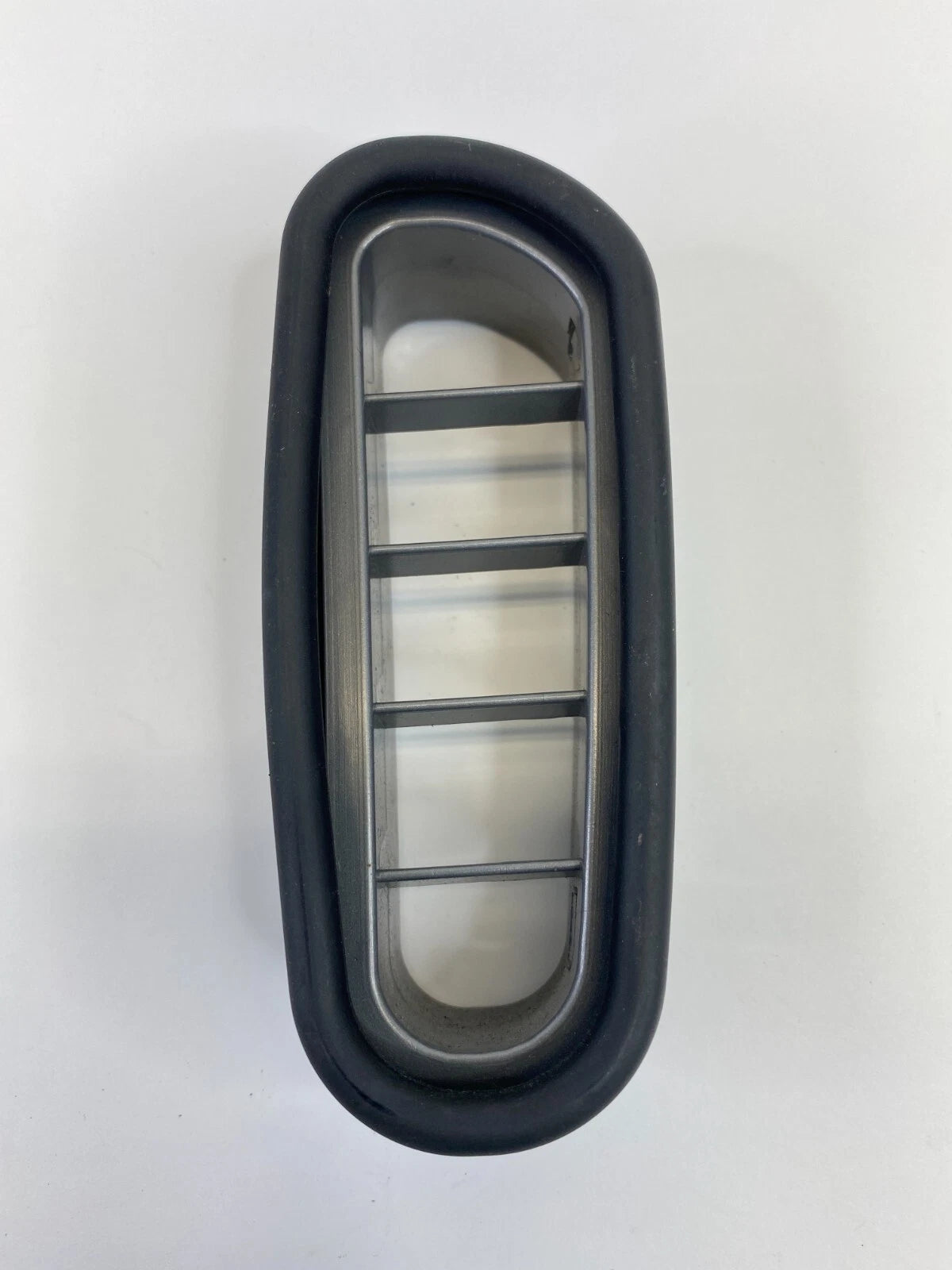 2002-2005 BMW 745I 745LI FRONT LEFT DOOR PANEL AIR VENT GRILLE 51418240463 OEM