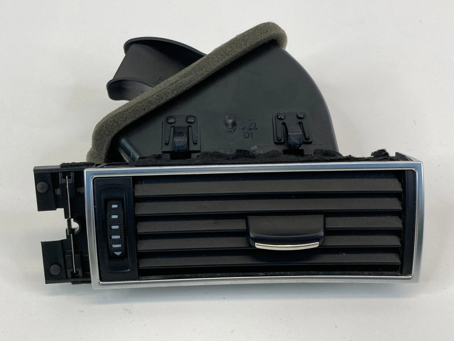 07-11 AUDI A6 QUATTRO DASH RIGHT SIDE OUTER A/C AIR VENT GRILLE 251120506 OEM