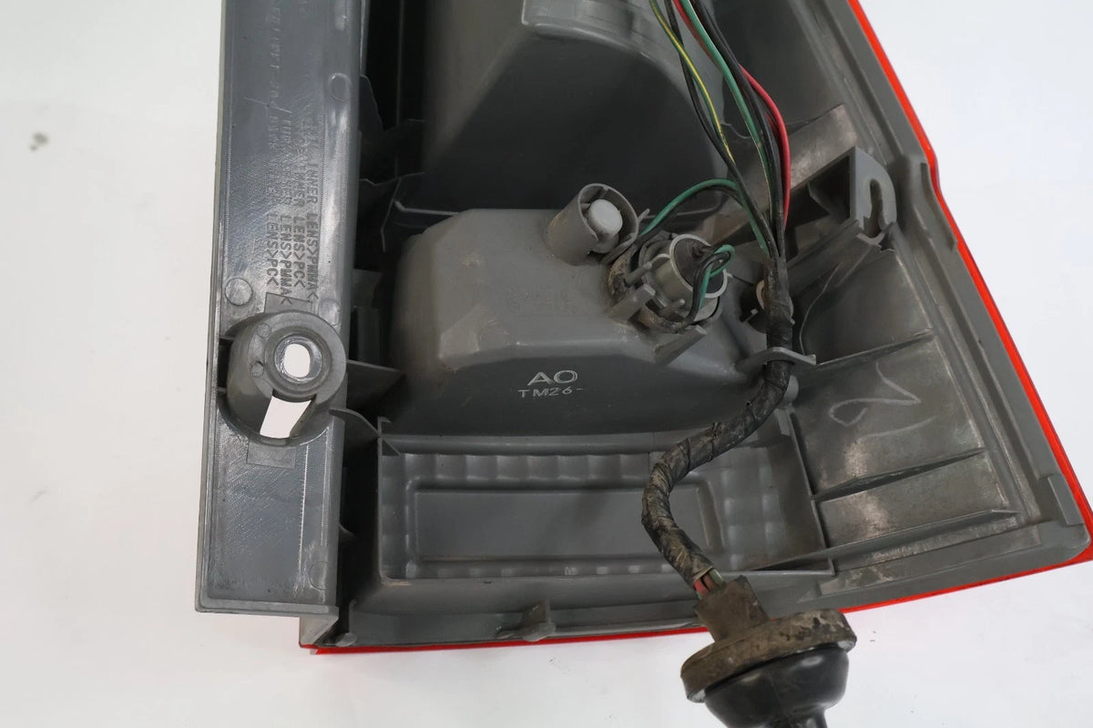 2007-2011 HONDA CR-V CRV REAR LEFT DRIVER SIDE TAILLIGHT TAIL LIGHT ASSEMBLY OEM
