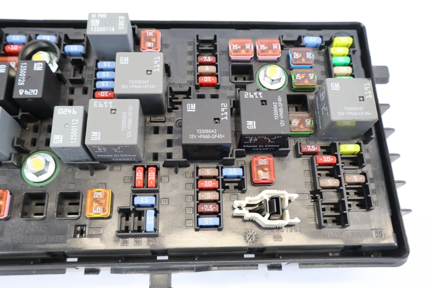 2011-2014 CHEVROLET CRUZE ENGINE FUSE BOX BLOCK MODULE AUTOMATIC OEM GM 95442176