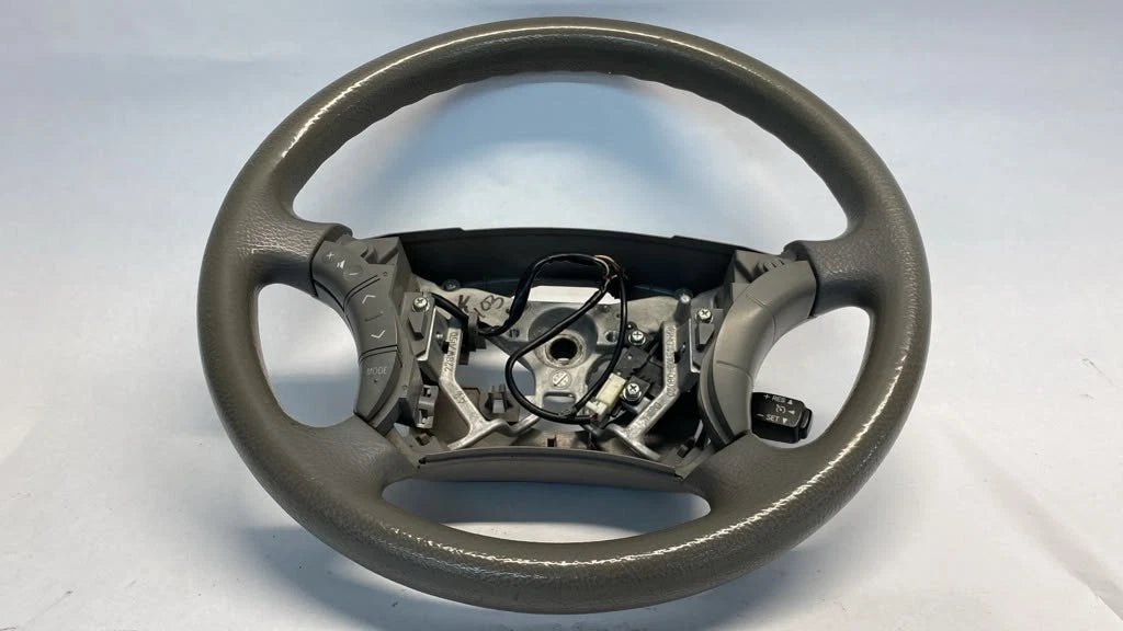 04-10 TOYOTA SIENNA STEERING WHEEL W/ CRUISE & RADIO CONTROL STONE 45103-08020