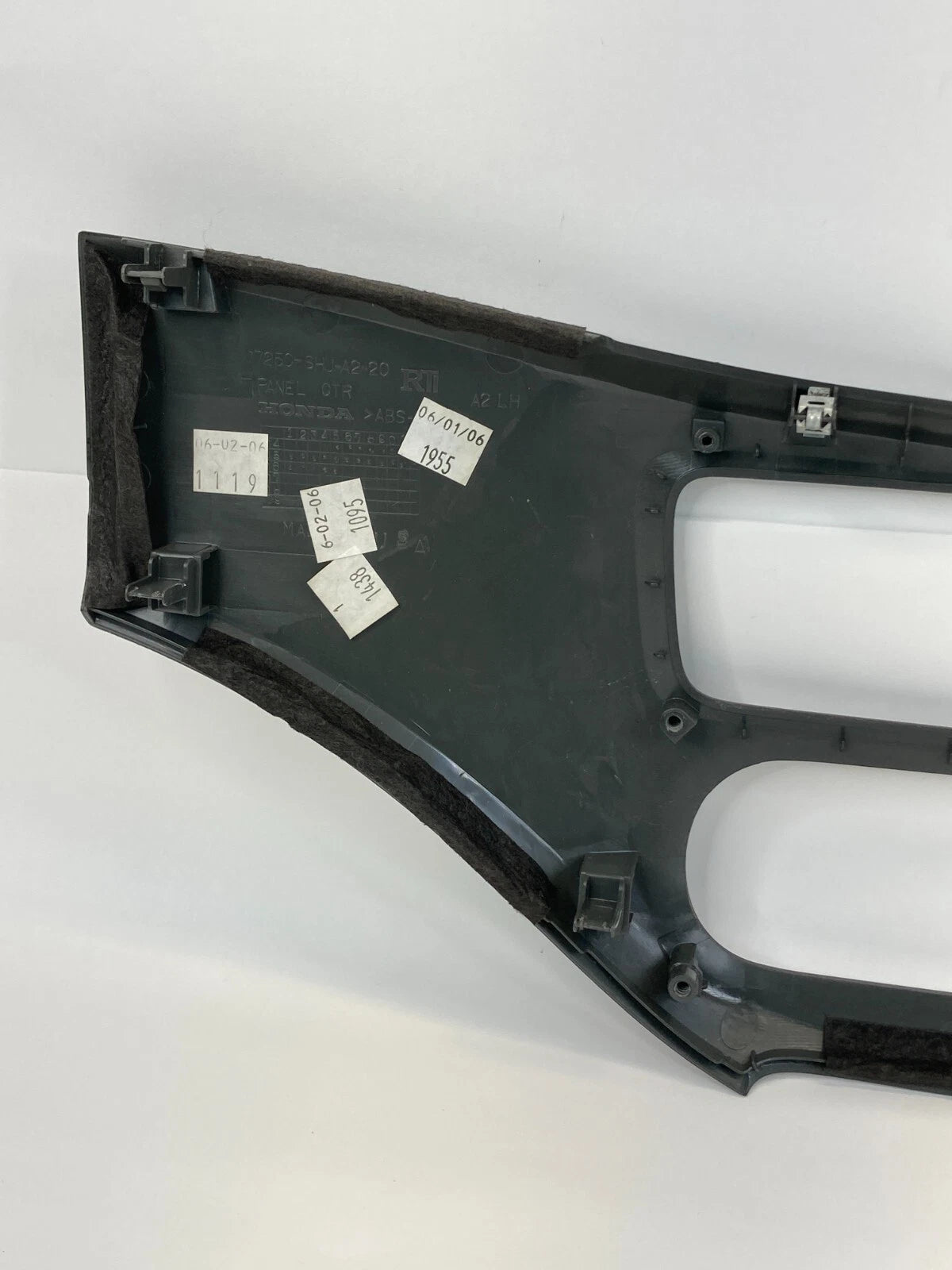 05-10 HONDA ODYSSEY CENTER DASH AC CLIMATE CONTROL BEZEL TRIM 77250-SHJ-A220 OEM