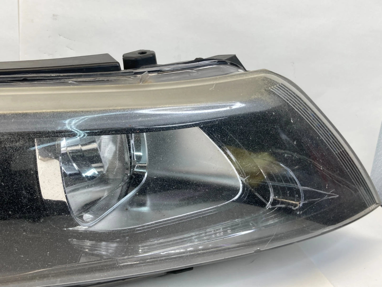 2014 2015 Kia Optima Right Passenger Side Headlight Headlamp Halogen OEM