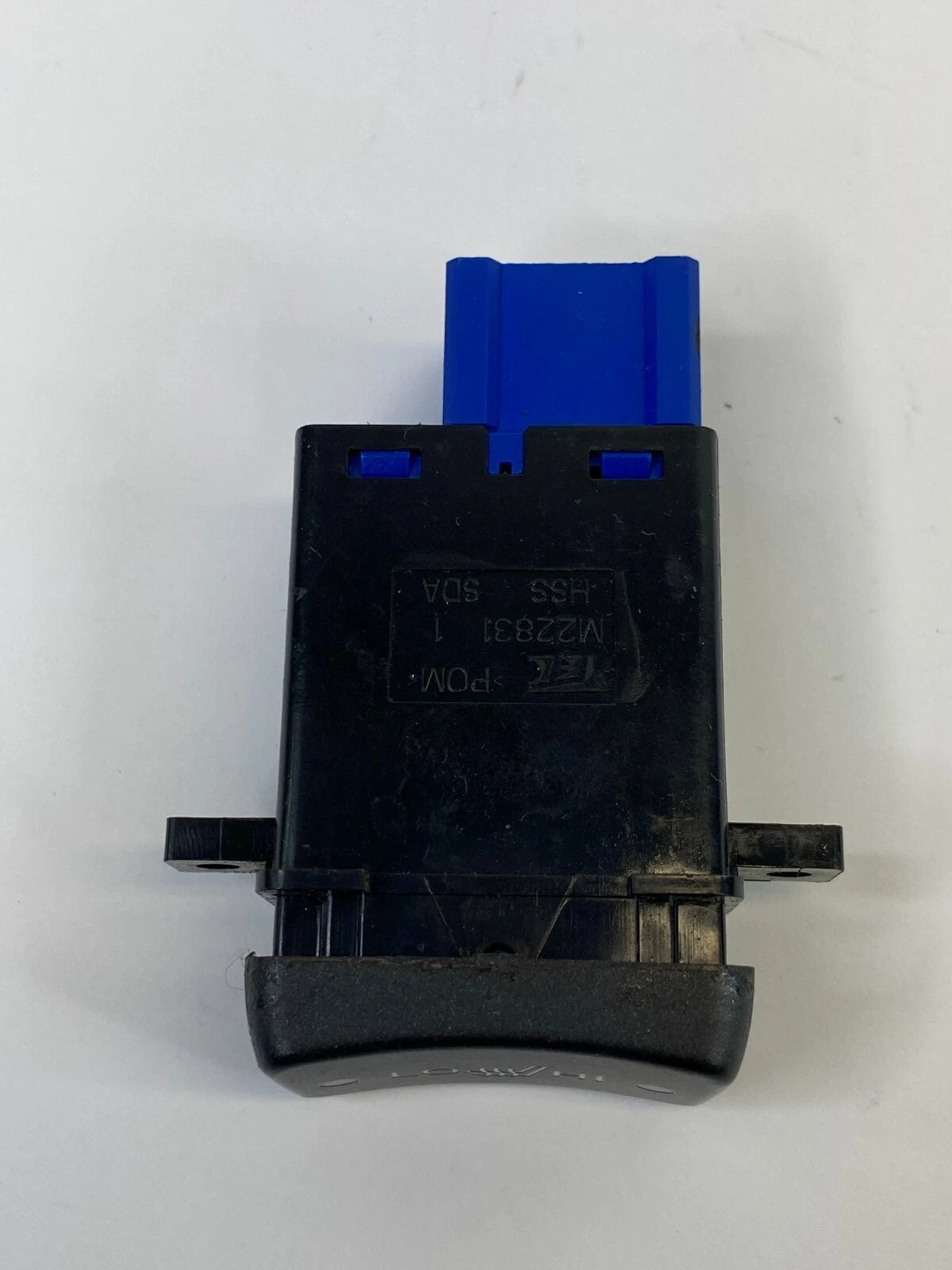 04-08 ACURA TL CENTER CONSOLE HEATER HEAT SEAT CONTROL BUTTON SWITCH M22831