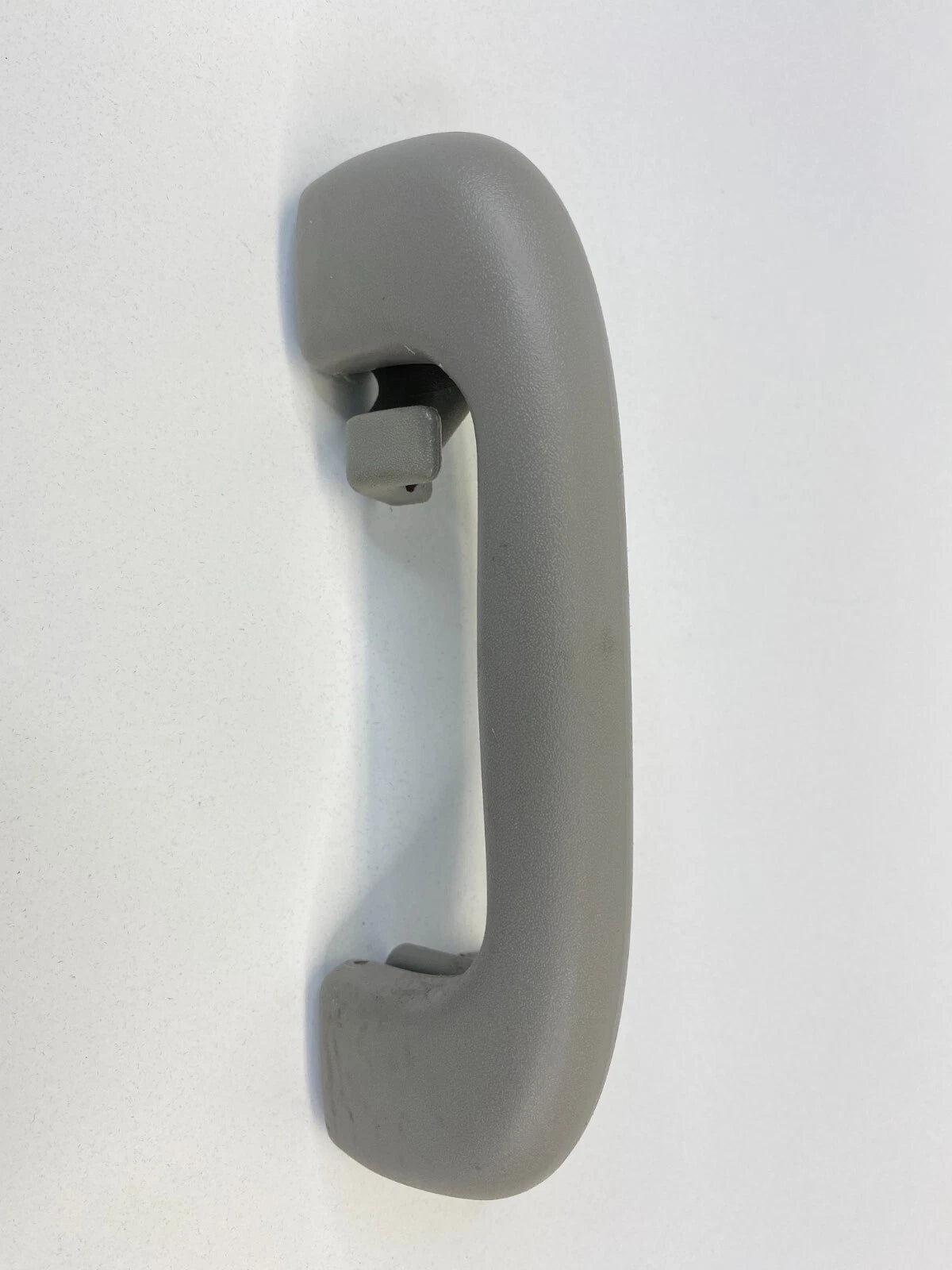 2013-2015 CHEVROLET MALIBU REAR RIGHT PASSENGER SIDE ROOF GRAB GRIP HANDLE OEM