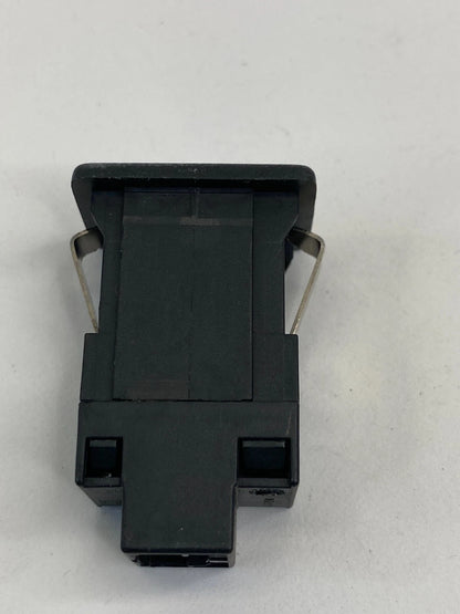 2012-2022 VOLKSWAGEN PASSAT FRONT CENTER CONSOLE AUXILIARY-IN SOCKET OEM
