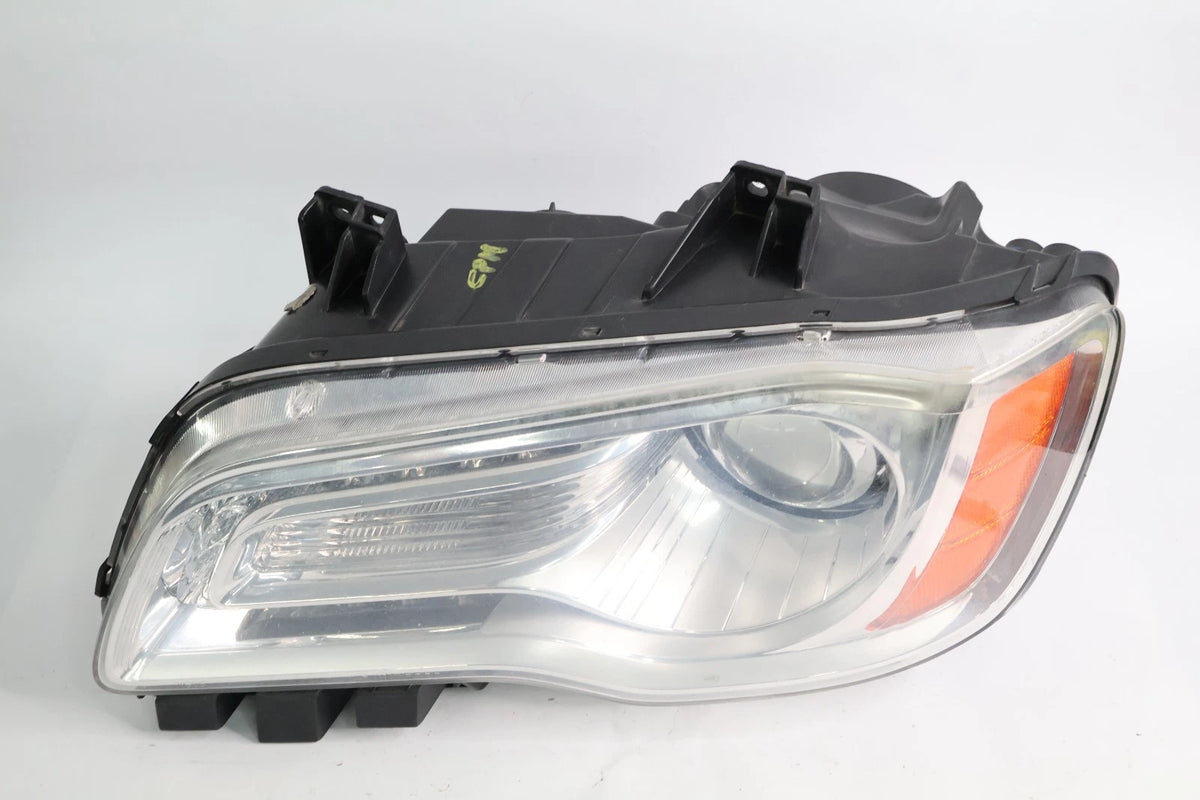 2011-2014 CHRYSLER 300 LEFT DRIVER HEADLIGHT HEADLAMP HALOGEN 68143003AA OEM