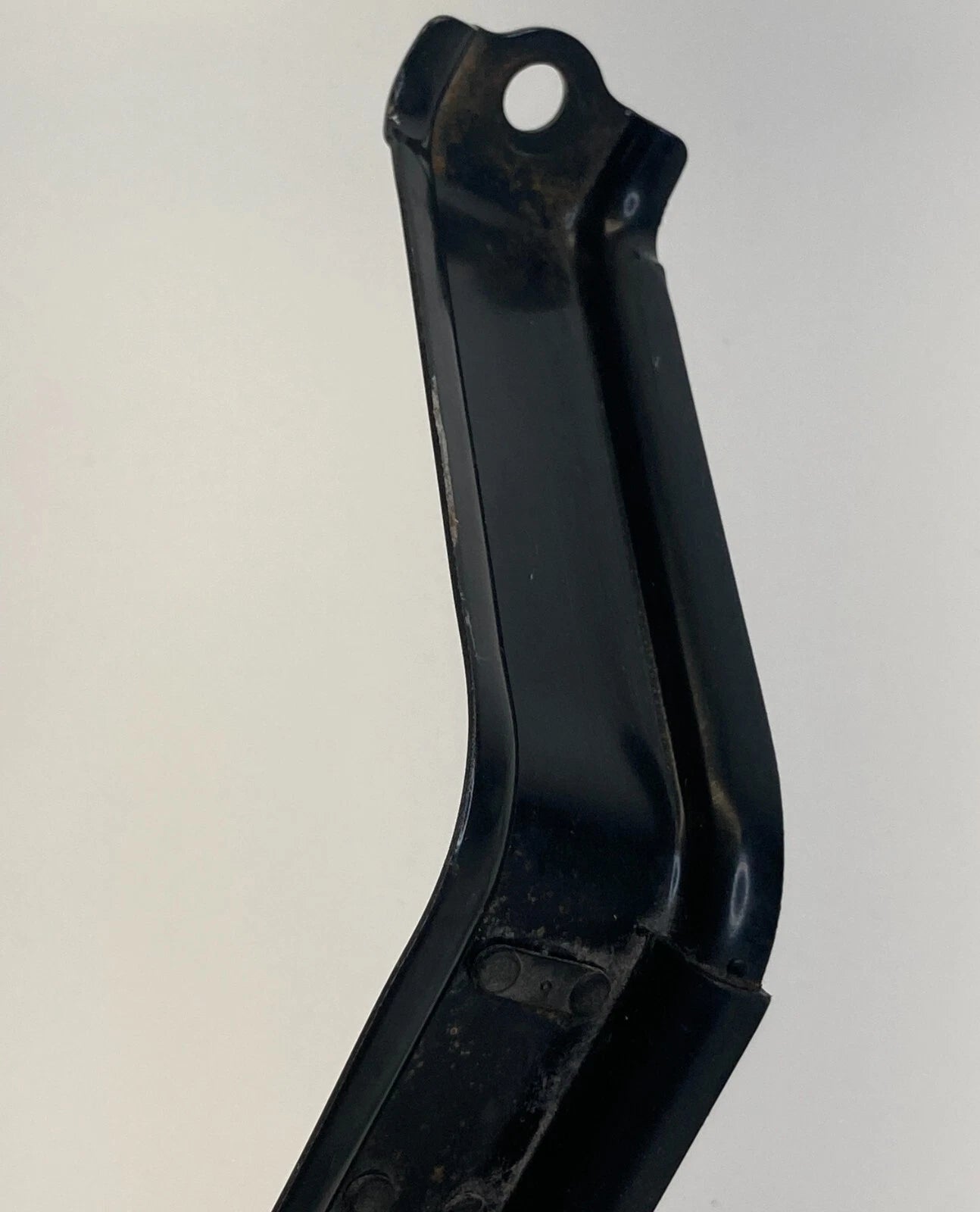10 11 12 13 14 15 TOYOTA PRIUS BATTERY HOLDER DOWN FRAME BRACKET SUPPORT OEM
