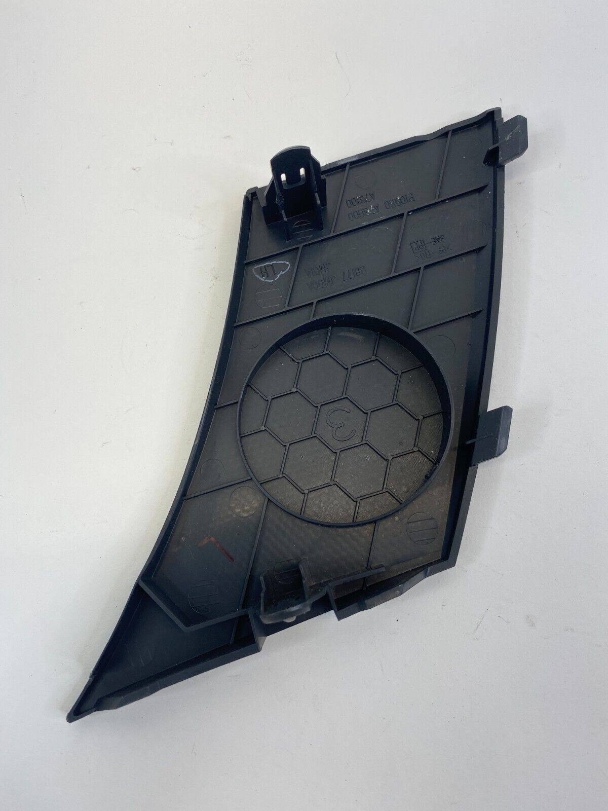 2011-2013 Nissan Rogue Dash Left Driver Side Speaker Grill Cover 28177-JM00A OEM