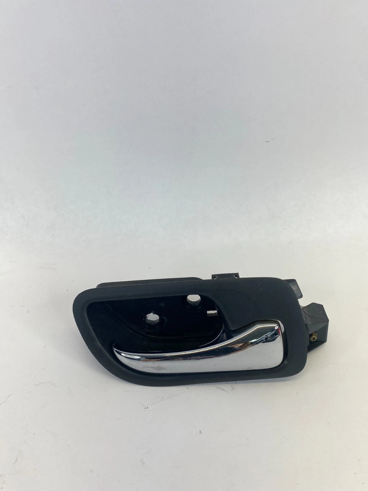 2003-2007 HONDA ACCORD SEDAN FRONT RIGHT SIDE INNTERIOR DOOR HANDLE K20-25311