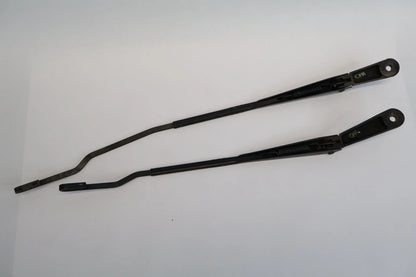 1998-2010 VOLKSWAGEN BEETLE FRONT LEFT & RIGHT WINDSHIELD WIPER ARM SET OEM