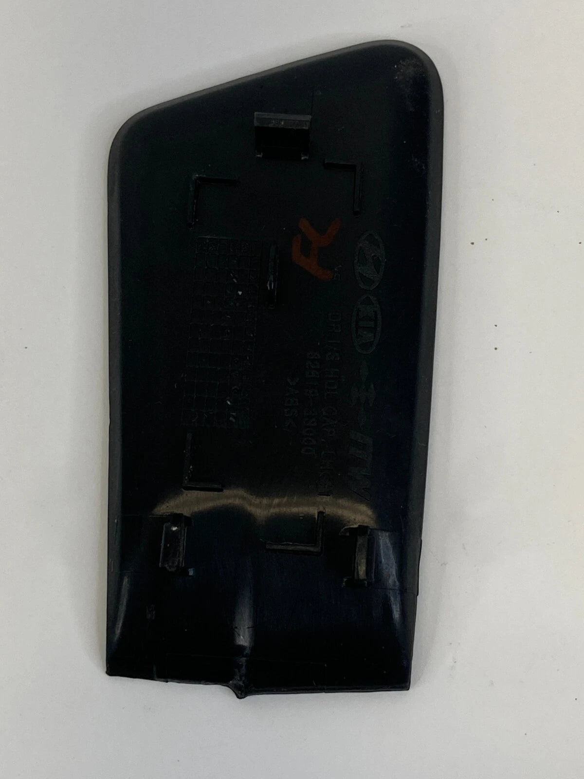 2011-2014 HYUNDAI SONATA FRONT LEFT SIDE INNER DOOR HANDLE SCREW CAP 826193S000