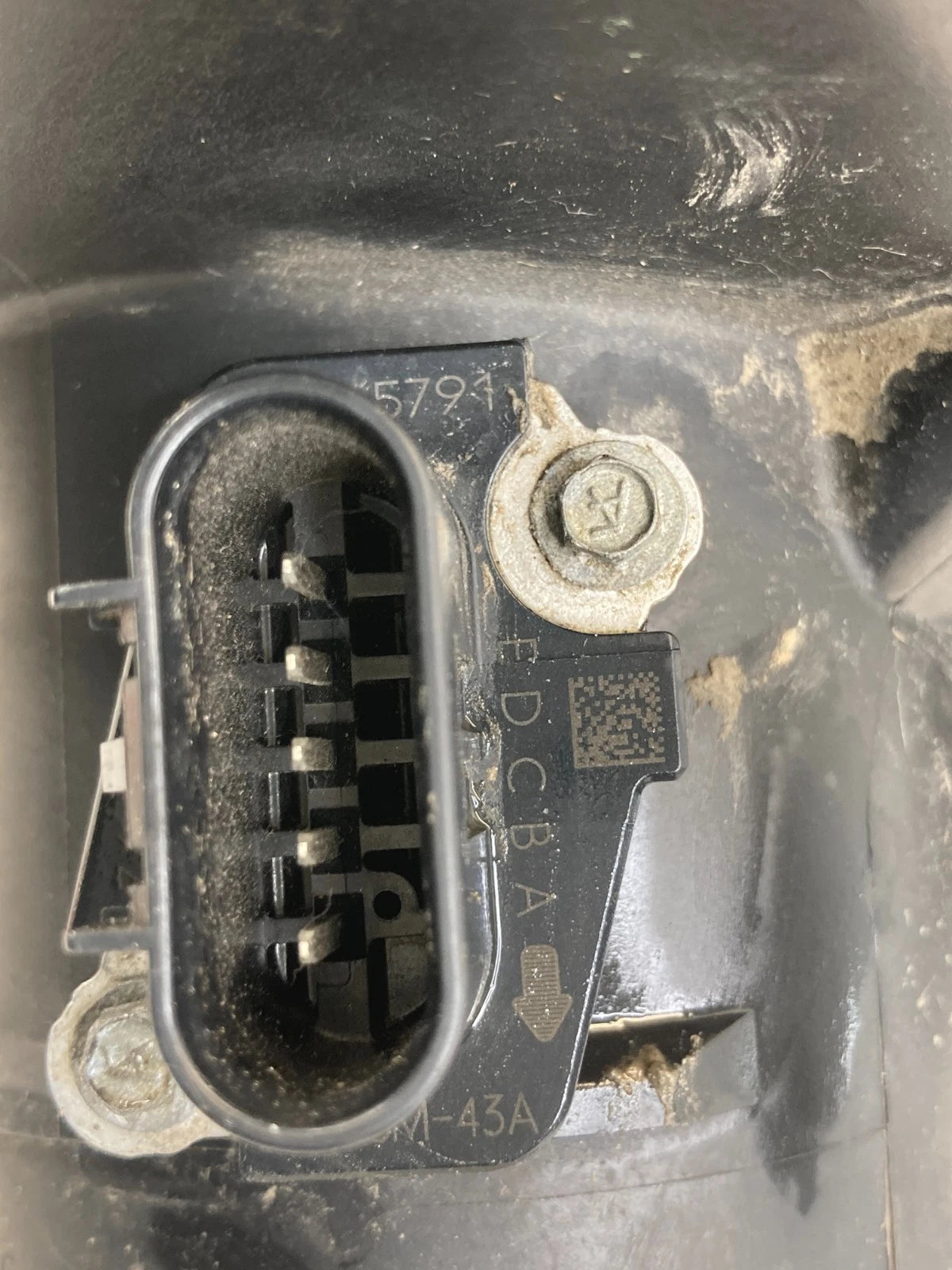 10-12 GMC TERRAIN 10-11 EQUINOX 2.4 AIR BOX INTAKE CLEANER BOX ASSEMBLY 20813712