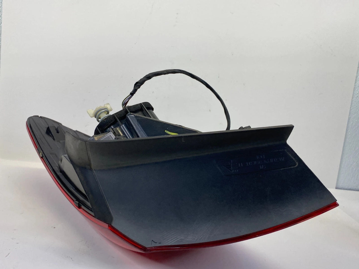 2013-2017 VW VOLKSWAGEN CC REAR LEFT DRIVER OUTER TAILLIGHT TAIL LIGHT LAMP