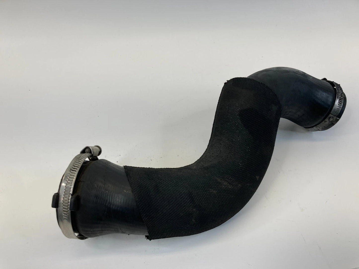 2009-2016 AUDI A4 QUATTRO 2.0L UPPER PRESS INTERCOOLER HOSE PIPE TUBE 8K0145737