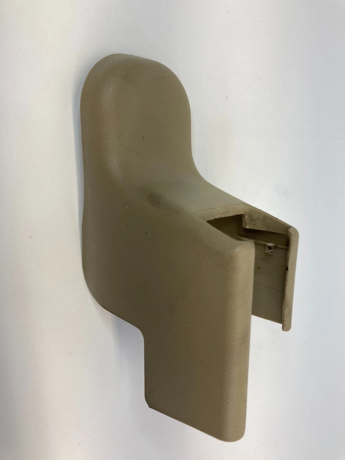 2006-2011 HONDA CIVIC FRONT RIGHT INNER SEAT RAIL TRACK TRIM COVER BEZEL OEM