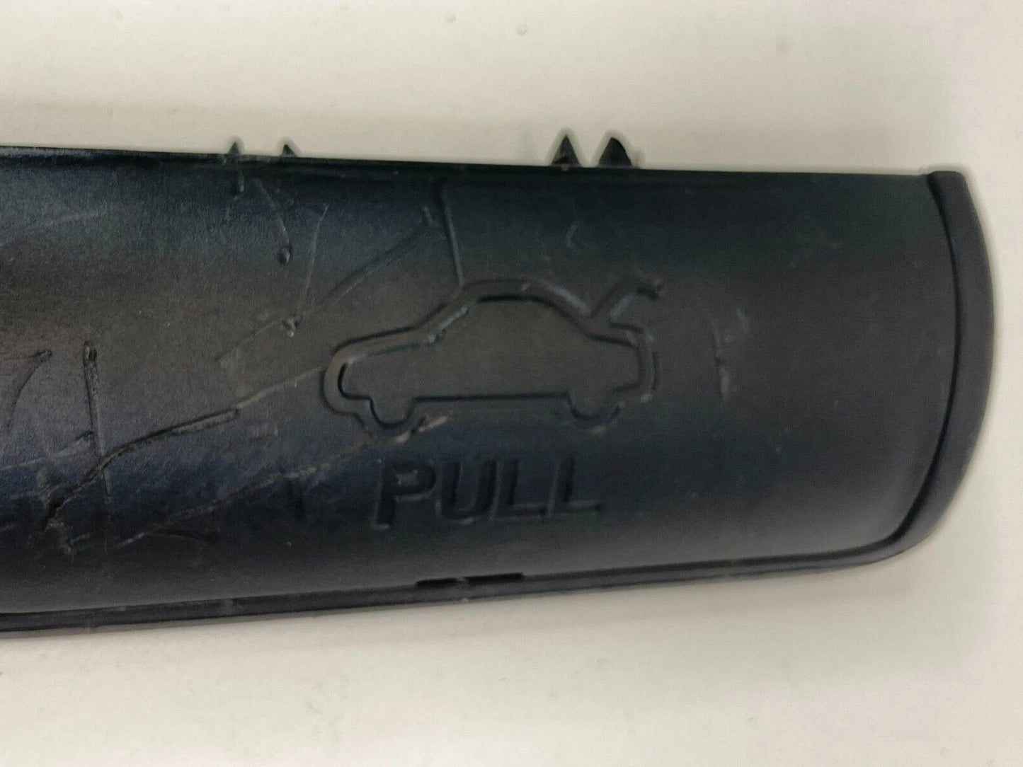2011 2012 2013 2014 HYUNDAI SONATA REAR TRUNK DECK LID INSIDE PULL HANDLE OEM