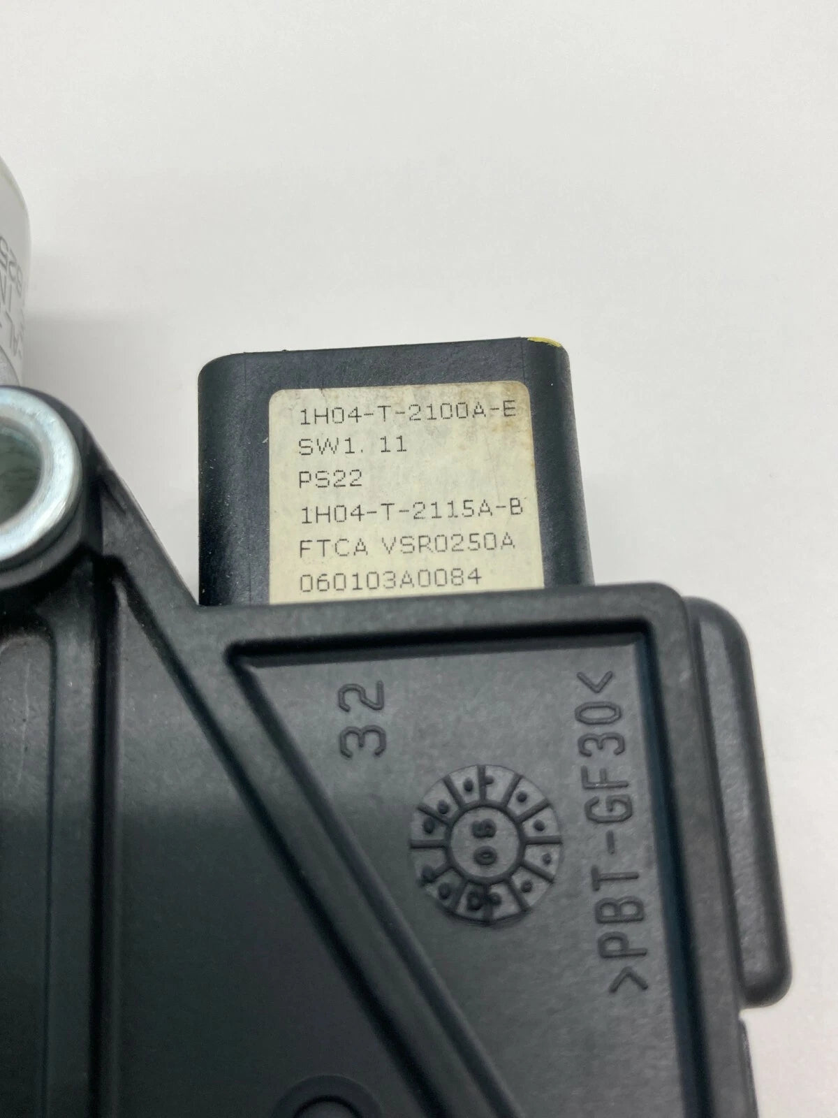 2004 2005 2006 2007 2008 ACURA TL SEDAN SUNROOF MOTOR 1H04T2100AE OEM