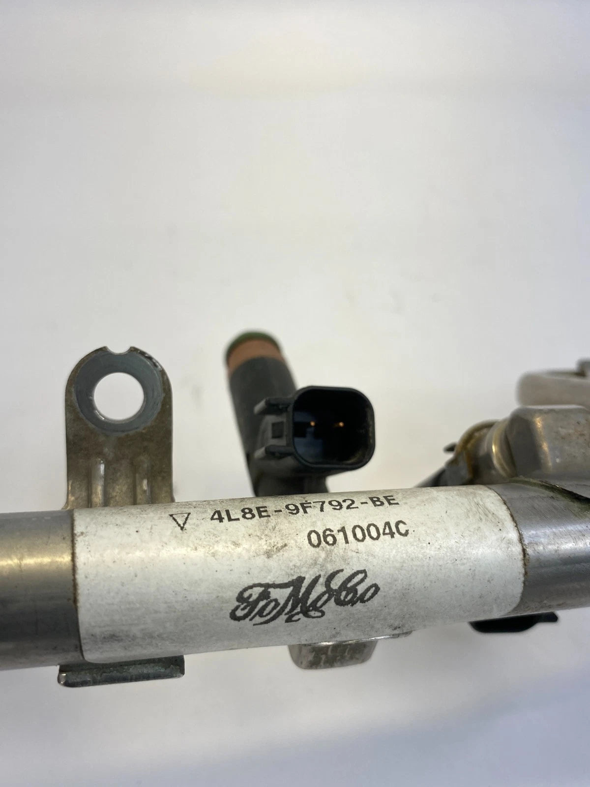 2005-2008 MERCURY MARINER 3.0L V6 ENGINE FUEL INJECTION RAIL W/ INJECTOR SET 6