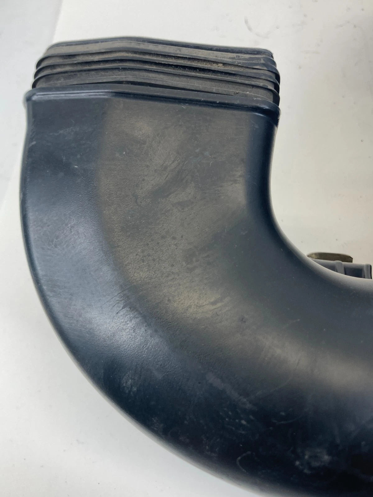 2014-2019 Kia Soul Air Intake Cleaner Hose Tube Duct w/Resonator 28220-B2000