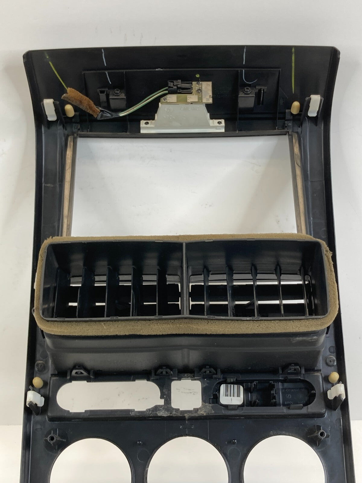 06-10 Ford Explorer Radio Climate Control Trim Bezel w/ Air Vent 6L24-7804302-B