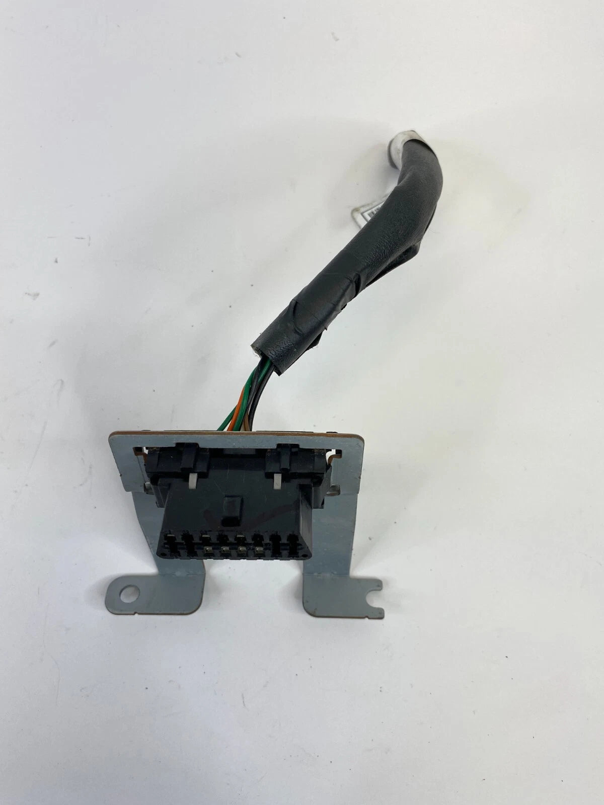 11 HYUNDAI TUCSON INTERIOR DASH FUSE RELAY BOX CONNECTOR WIRING MAIN 9115-2S332