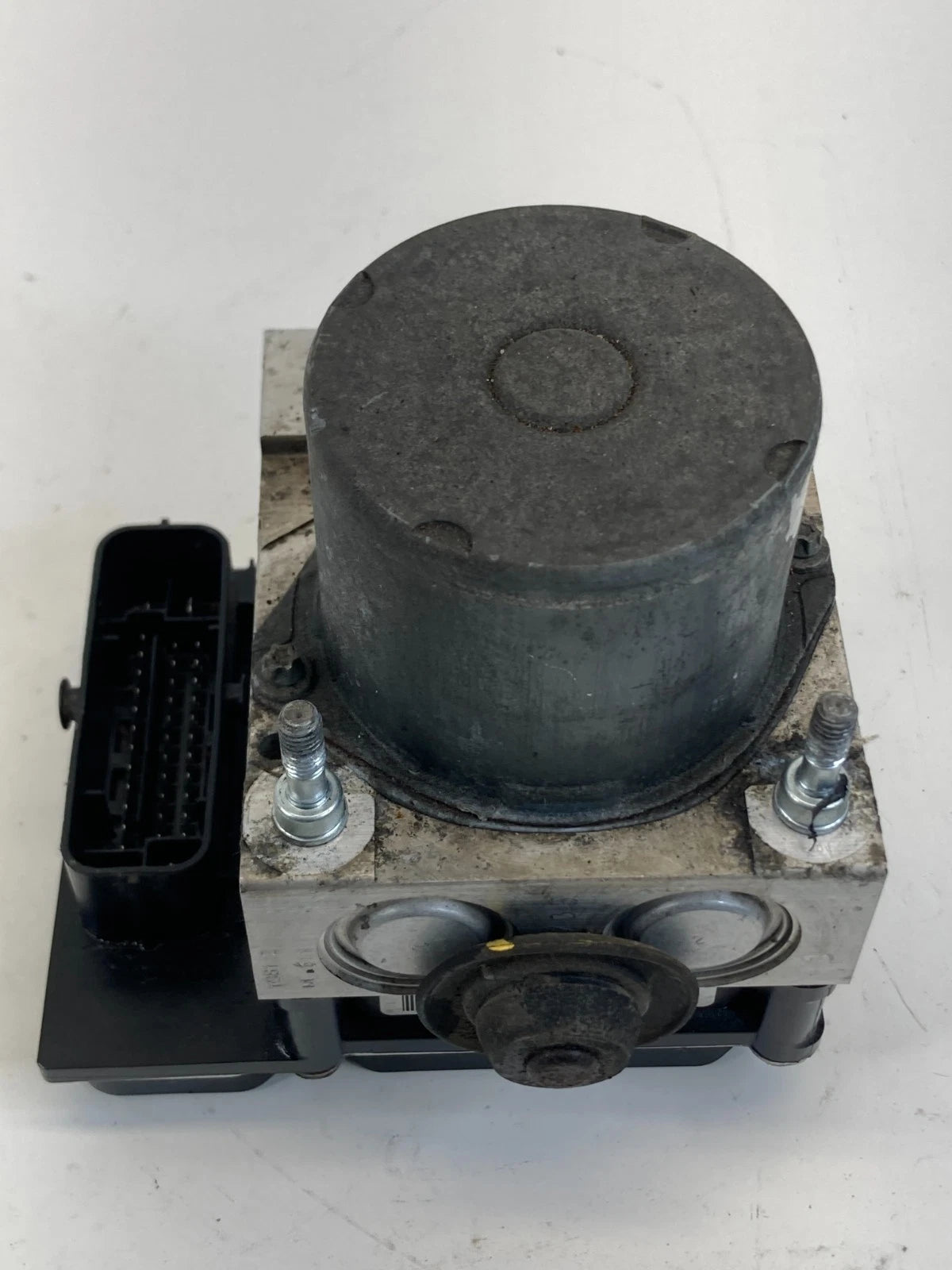 2012-2019 FIAT 500 1.4L A/T FWD ABS ANTI LOCK BRAKE PUMP MODULE 68073251AH OEM