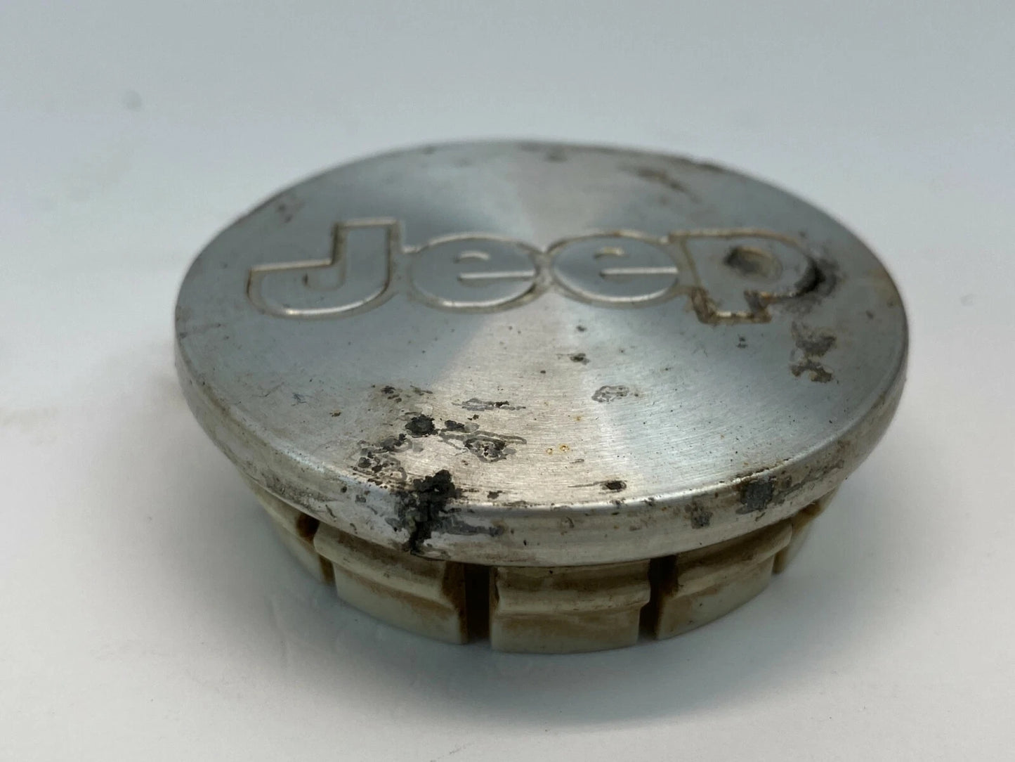 2002-2007 JEEP LIBERTY 03-06 WRANGLER RIM WHEEL HUBCAP CENTER CAP 52059522AB OEM