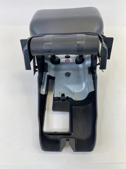 04-11 Volvo S40 Steering Column Upper & Lower Cover Trim Shroud 30680133 OEM