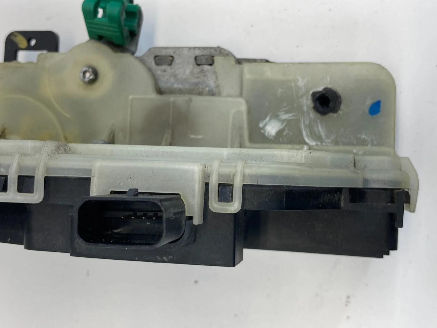 2010-2019 FORD TAURUS REAR RIGHT SIDE DOOR LOCK LATCH ACTUATOR 8A5A-5426412-EB