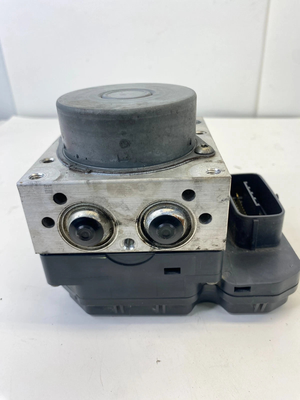 14-16 TOYOTA COROLLA ABS ANTI-LOCK BRAKE PUMP MODULE ASSEMBLY OEM 44540-02411