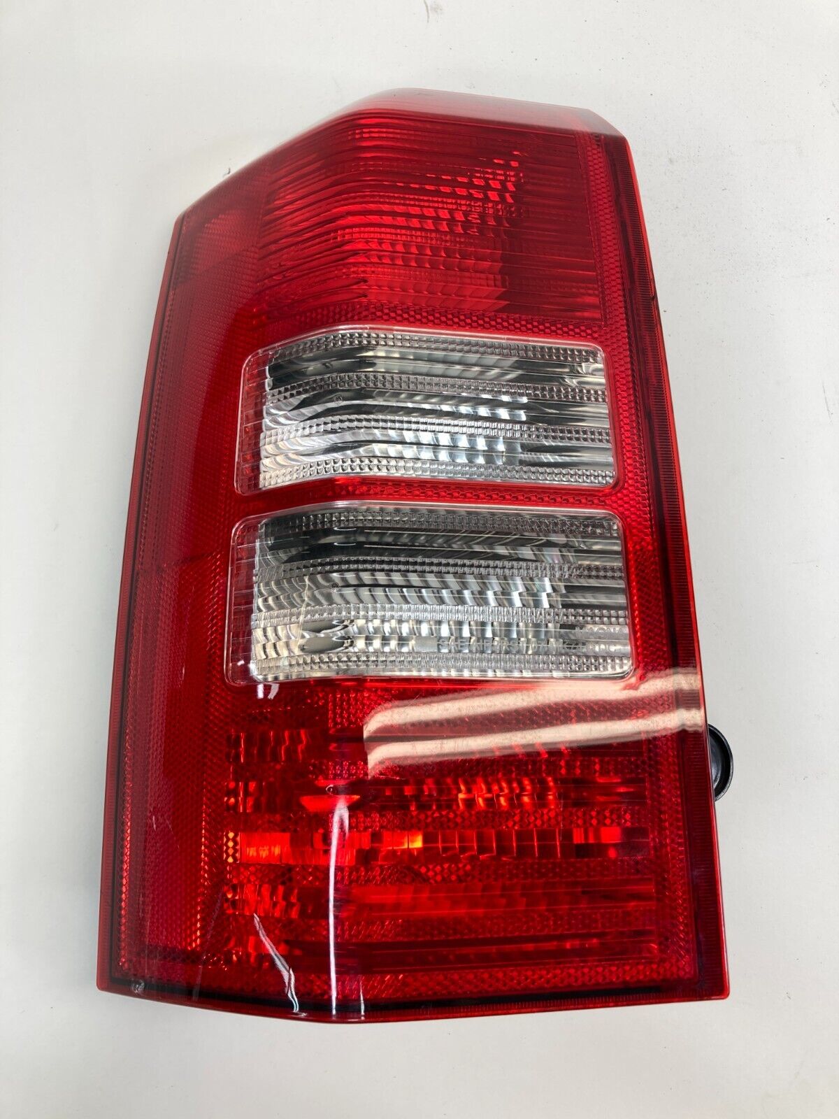 2008-2017 Jeep Patriot Rear Left Driver Tail Light Taillight Tail Lamp 5160365AF