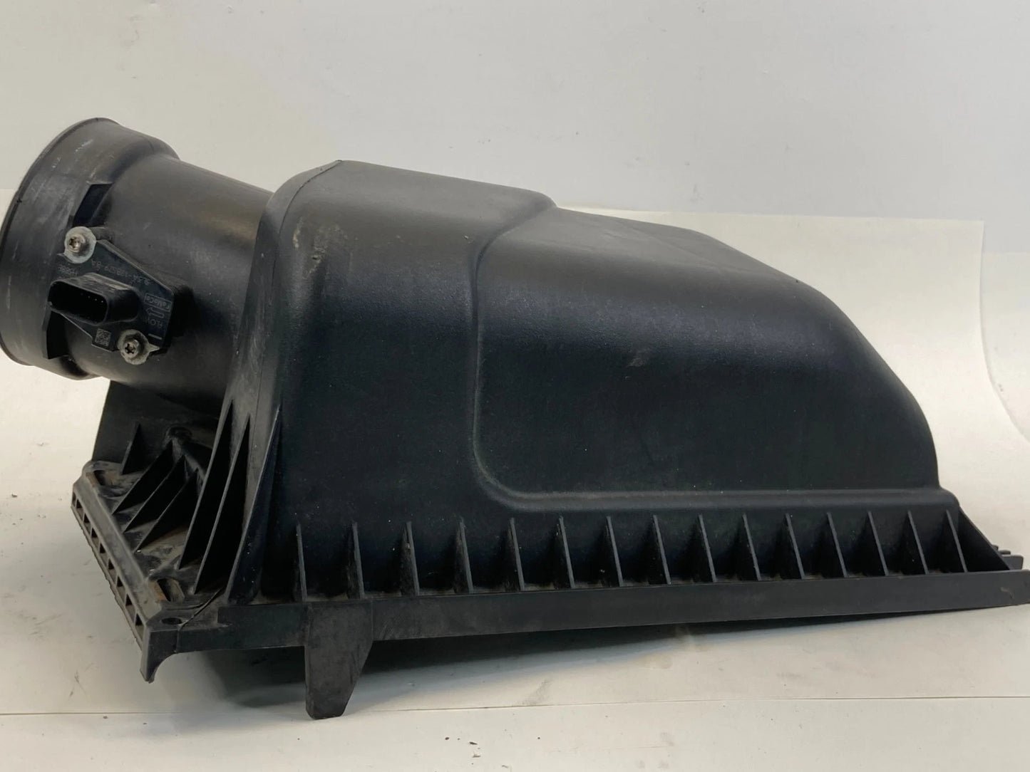 2011-2014 FORD EDGE 3.5L AIR INTAKE CLEANER BOX COVER W/ MAF AT43-9661-AB OEM