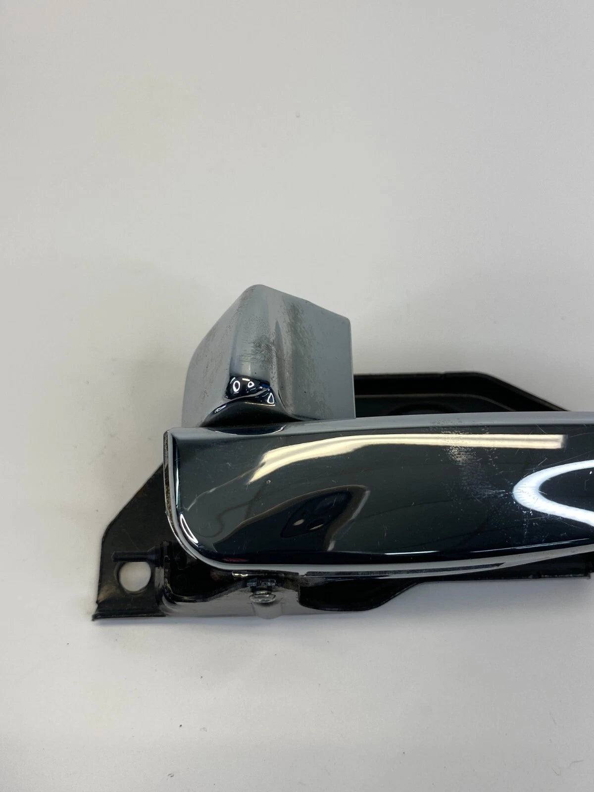 2002-2005 HYUNDAI SONATA REAR LEFT BACK SIDE INTERIOR DOOR HANDLE OEM