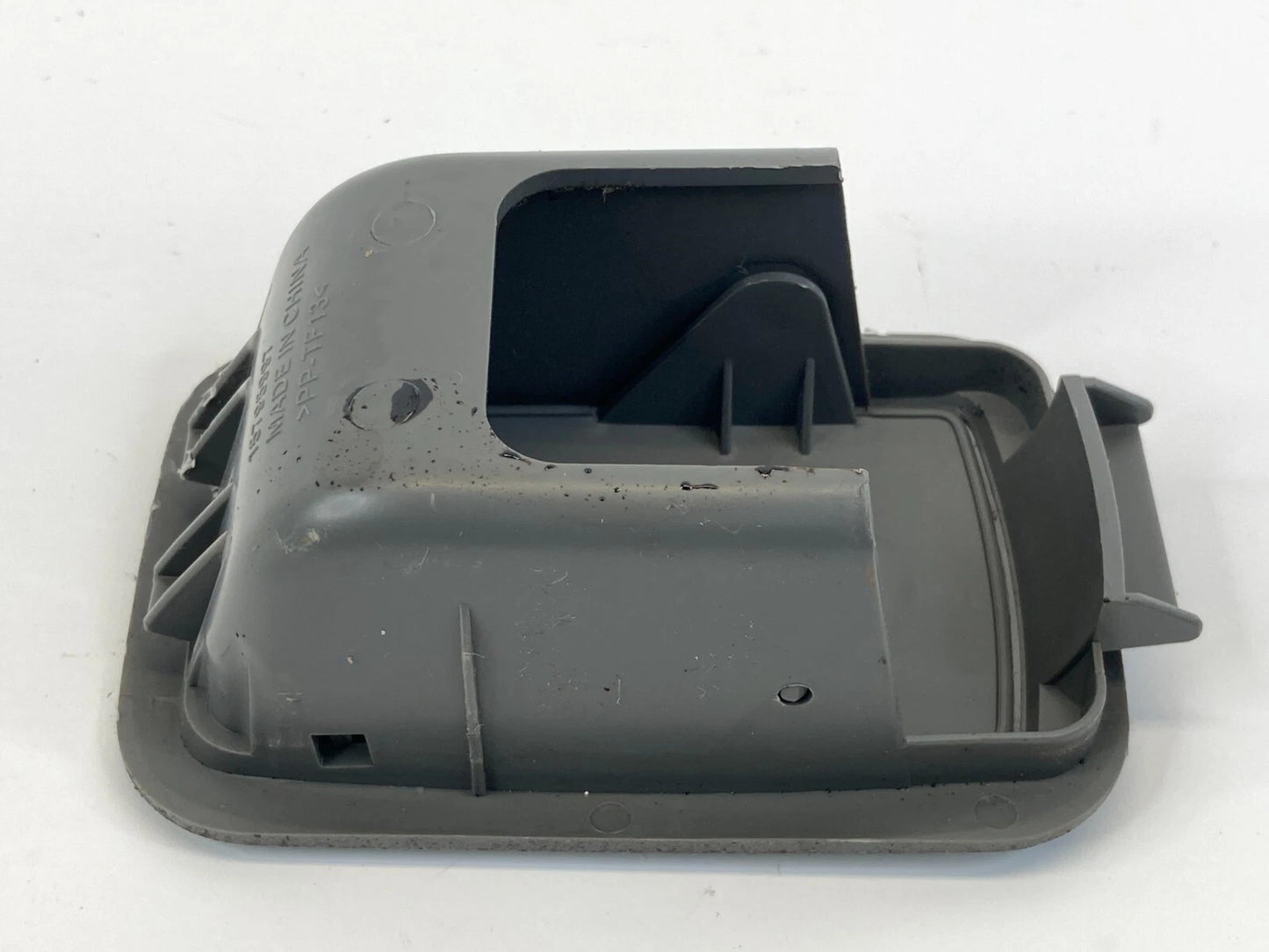 2013-2015 CHEVROLET MALIBU REAR SEAT ANCHOR COVER BEZEL TRIM 15795997 OEM